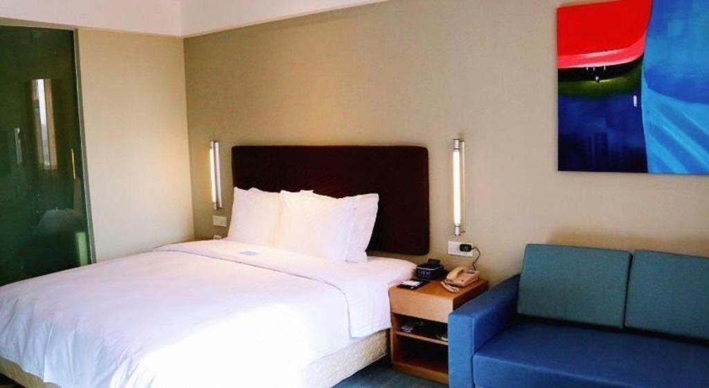 Holiday Inn Express Zhangye By Ihg Exterior photo
